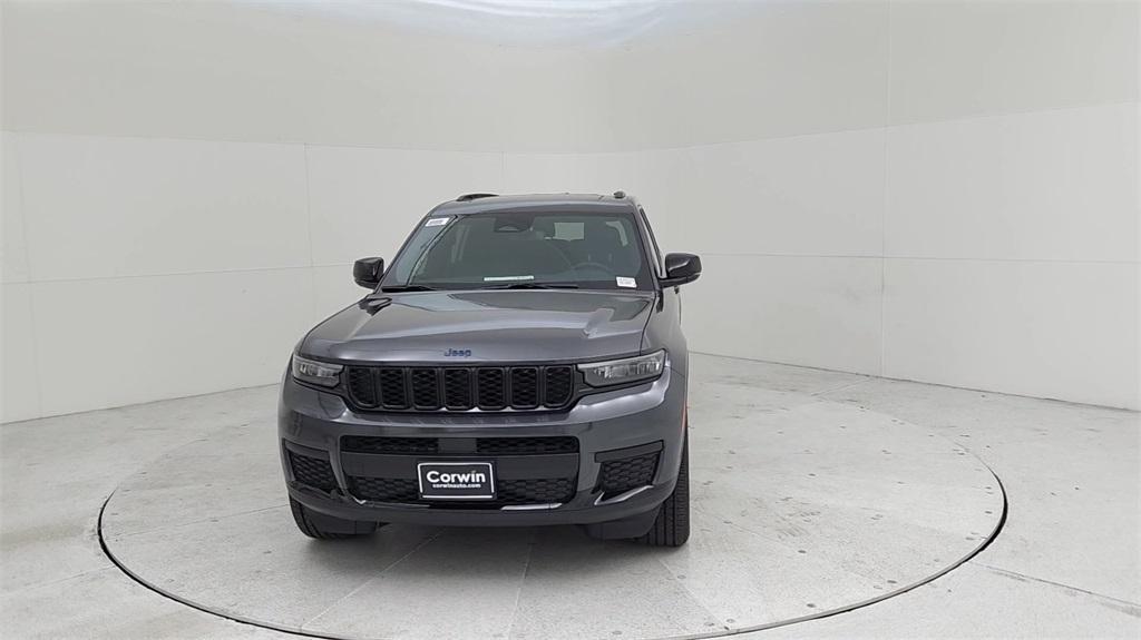 new 2024 Jeep Grand Cherokee L car, priced at $45,895