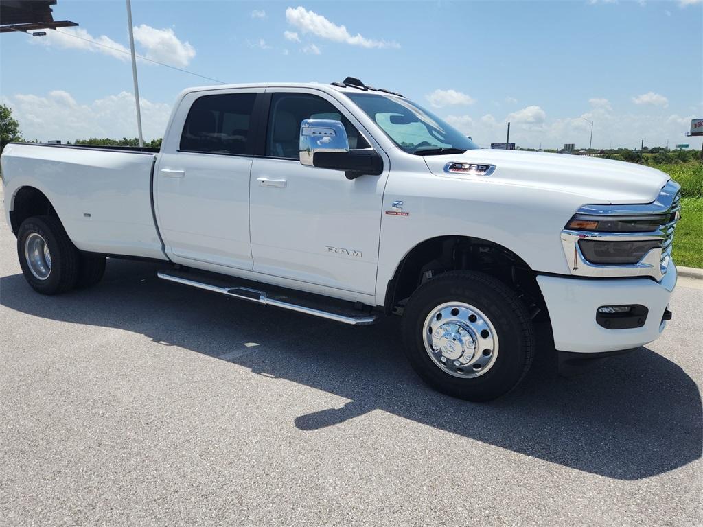 new 2025 Ram 3500 car