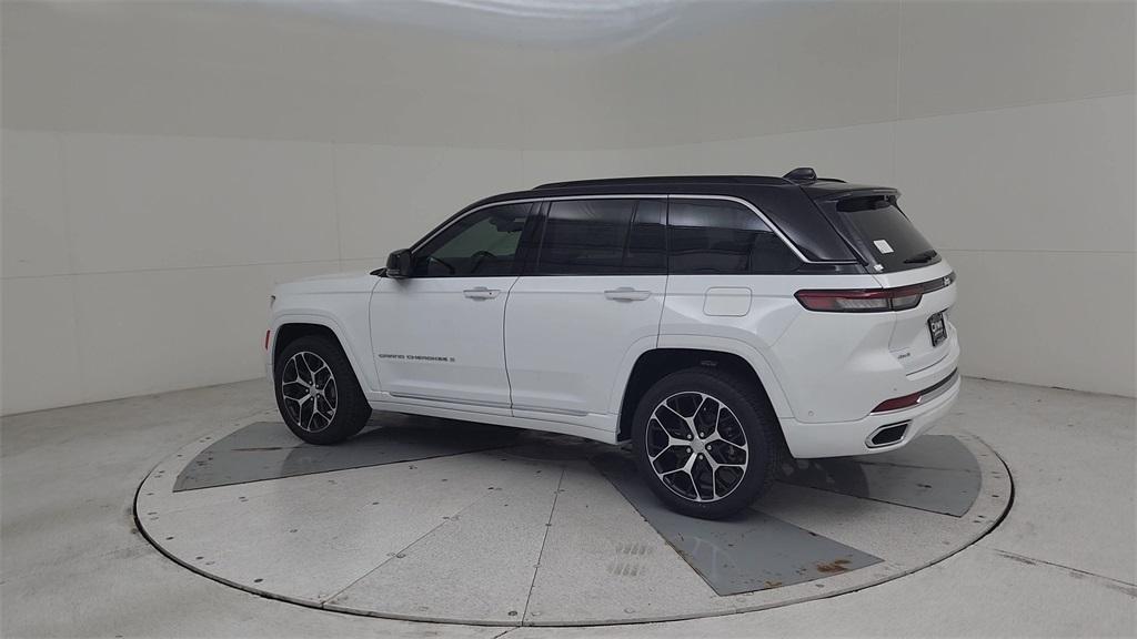 new 2025 Jeep Grand Cherokee car, priced at $62,044