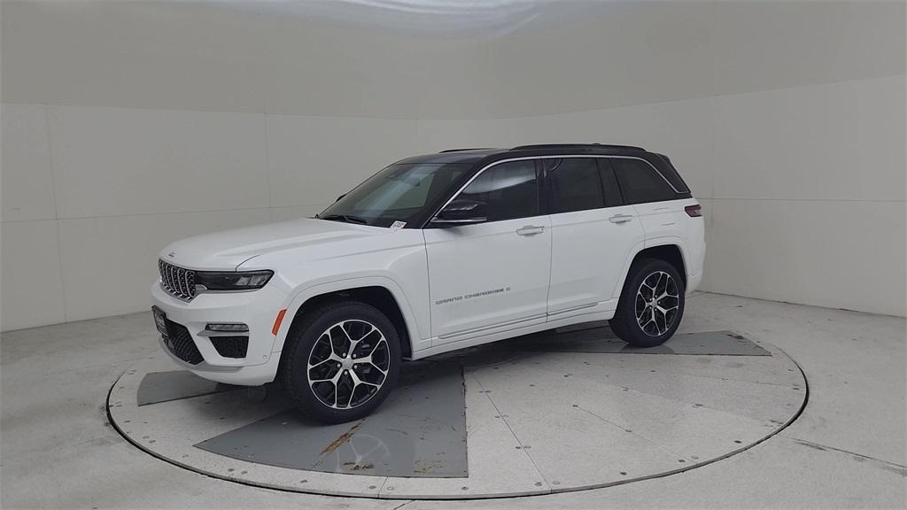new 2025 Jeep Grand Cherokee car, priced at $62,044