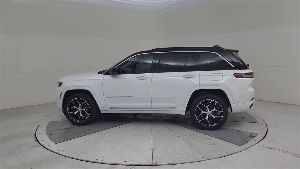 new 2025 Jeep Grand Cherokee car, priced at $62,044