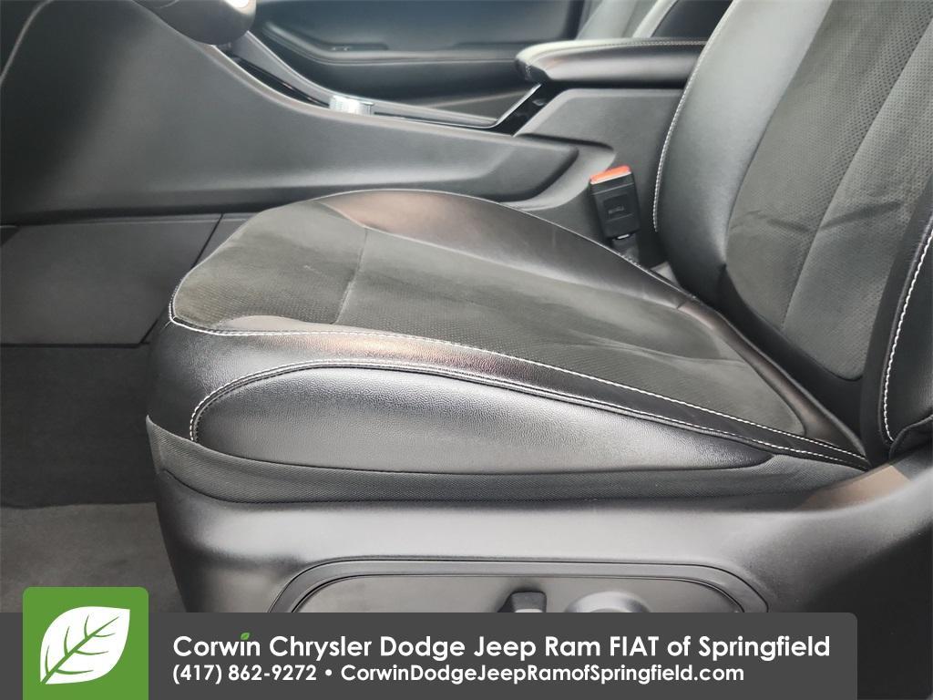 used 2023 Jeep Grand Cherokee car, priced at $32,894