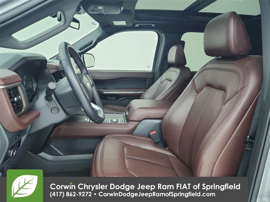used 2024 Ford Expedition car, priced at $61,433