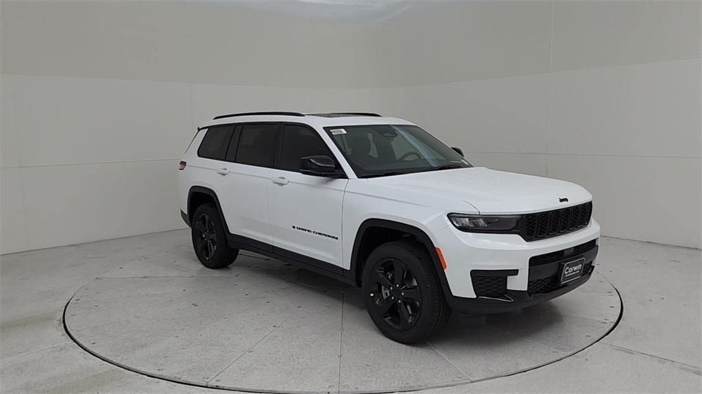 new 2024 Jeep Grand Cherokee L car, priced at $45,359