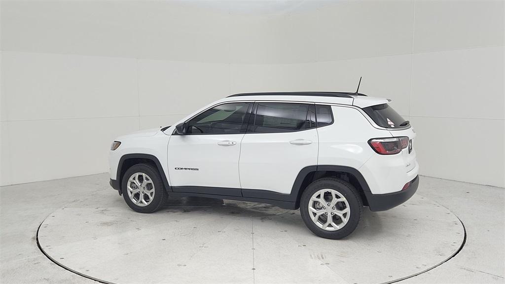 new 2024 Jeep Compass car, priced at $30,237