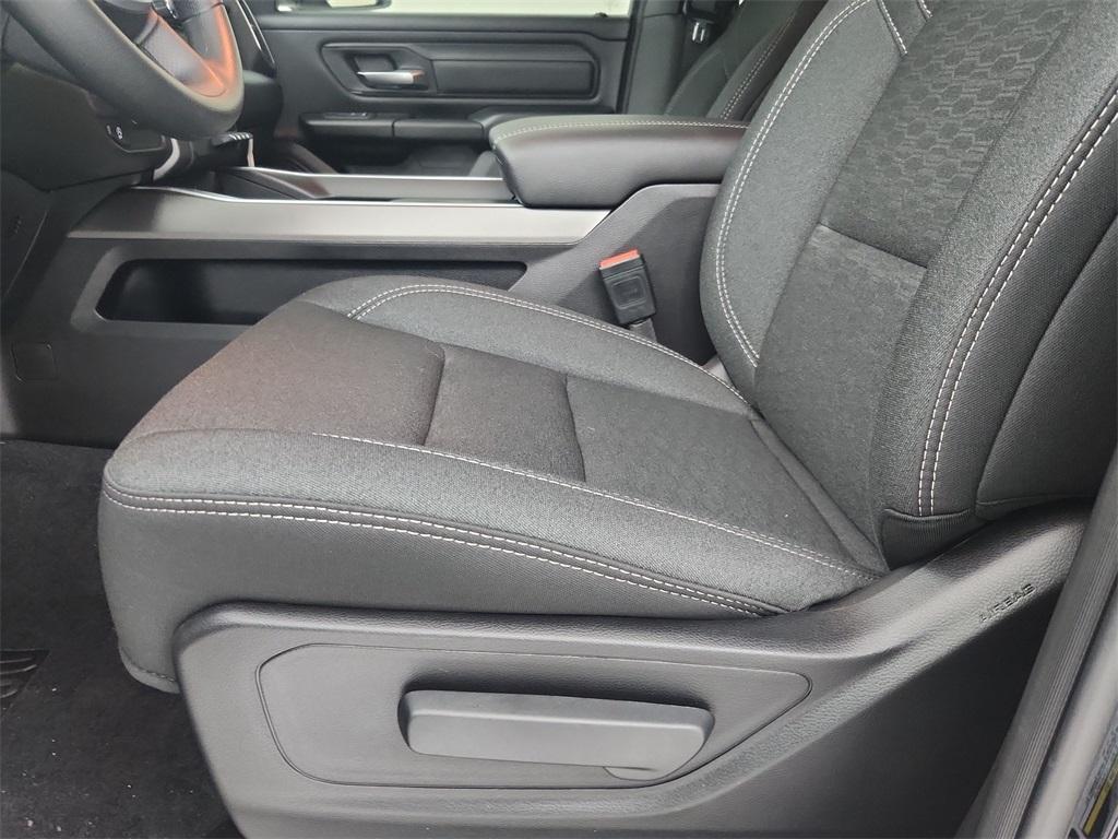 new 2025 Ram 1500 car, priced at $40,054