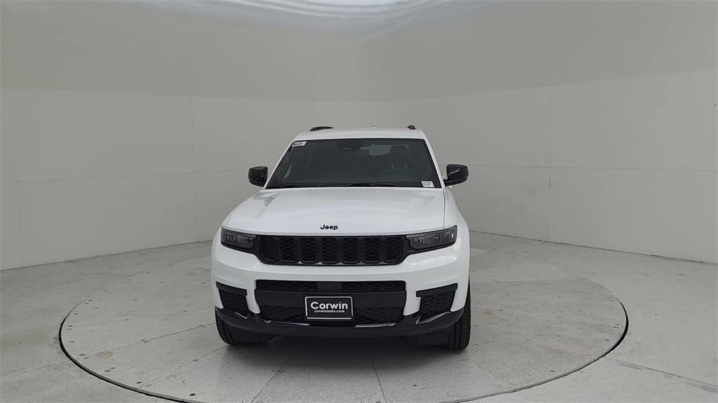 new 2024 Jeep Grand Cherokee L car, priced at $43,909