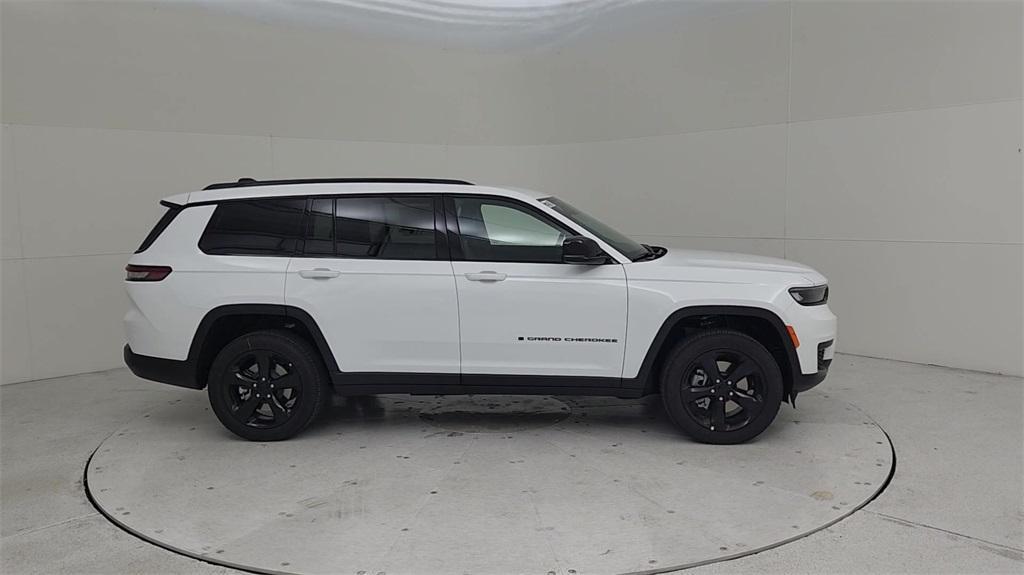 new 2024 Jeep Grand Cherokee L car, priced at $43,909