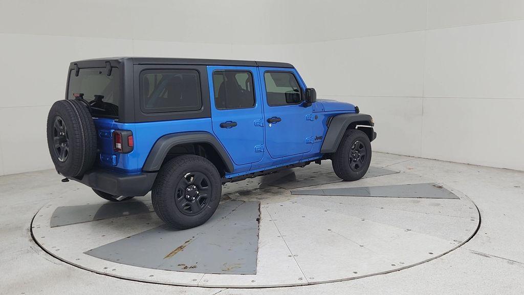 new 2025 Jeep Wrangler car, priced at $41,197