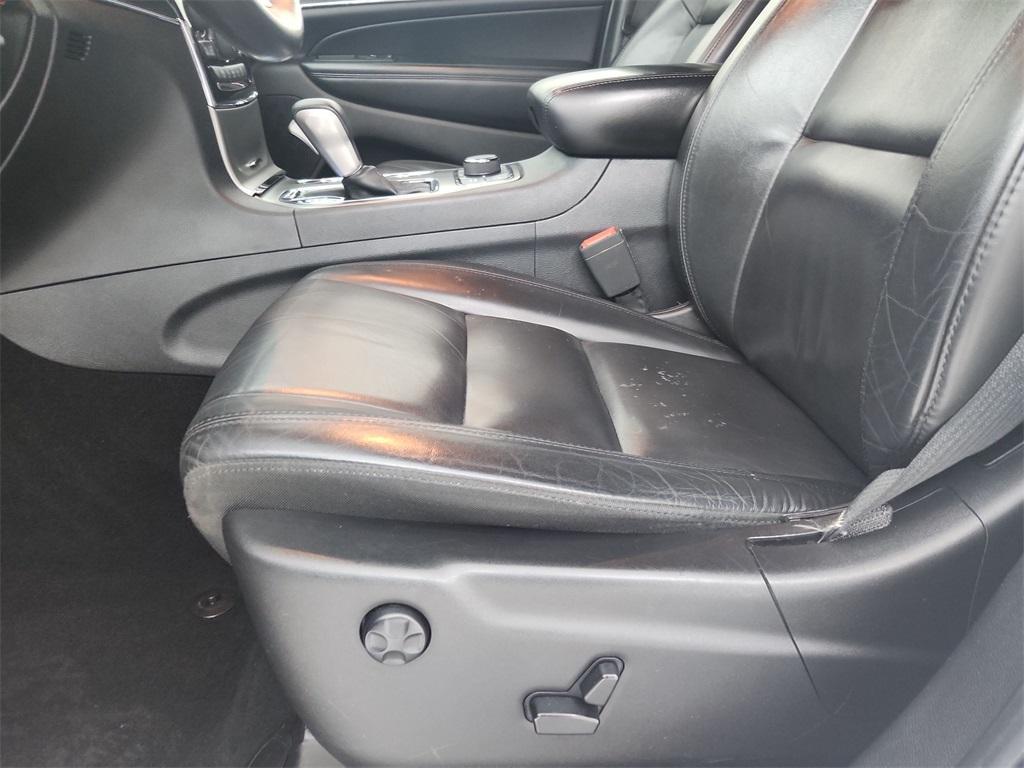 used 2019 Jeep Grand Cherokee car, priced at $18,884