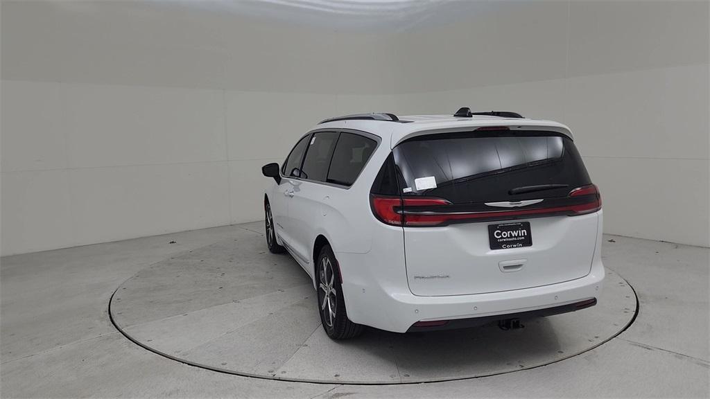 new 2025 Chrysler Pacifica car, priced at $53,325