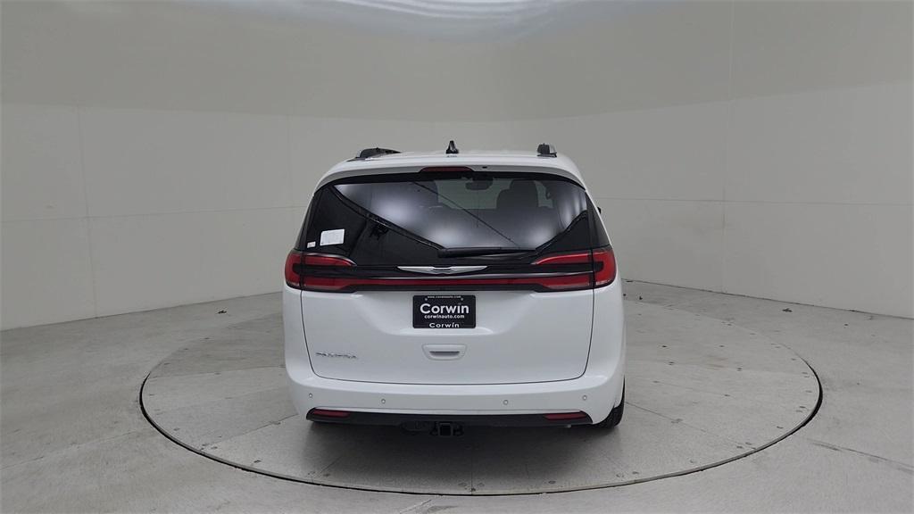 new 2025 Chrysler Pacifica car, priced at $53,325