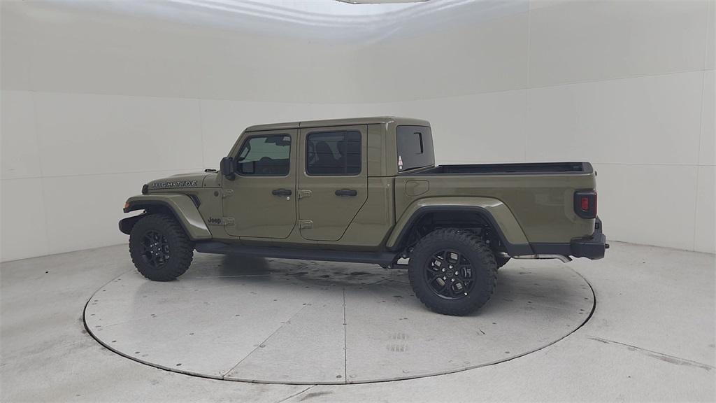 new 2025 Jeep Gladiator car, priced at $45,395