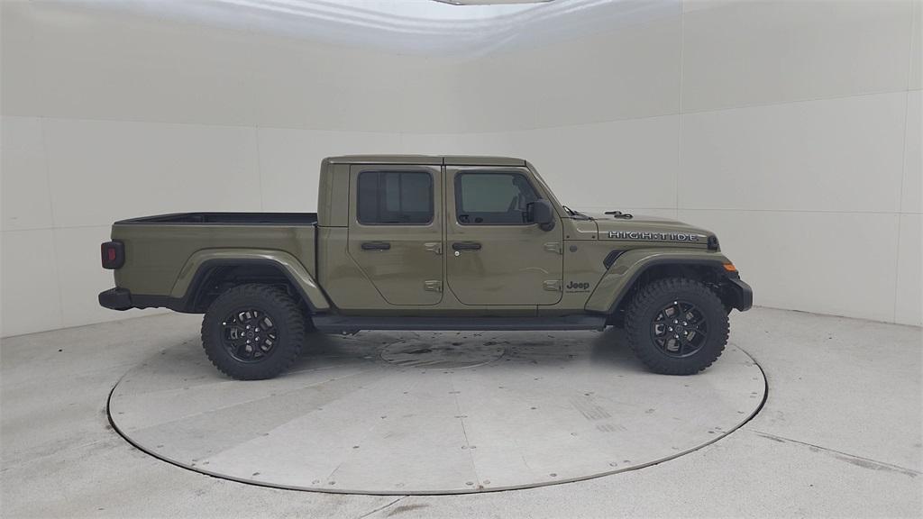new 2025 Jeep Gladiator car, priced at $45,395