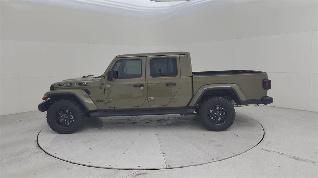 new 2025 Jeep Gladiator car, priced at $45,395