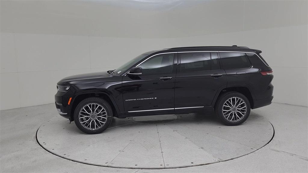 new 2024 Jeep Grand Cherokee L car, priced at $63,926