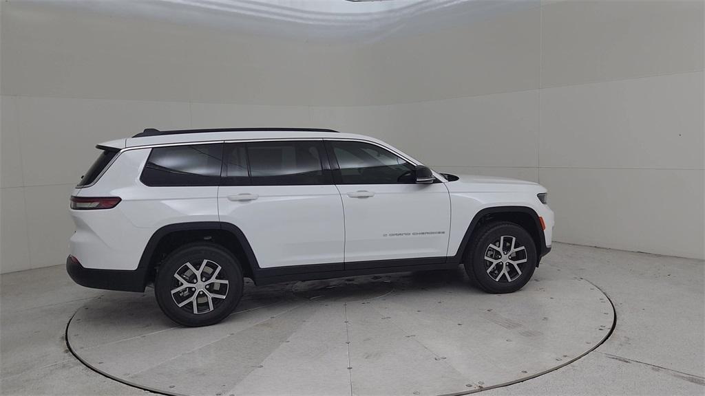 new 2025 Jeep Grand Cherokee L car, priced at $45,434