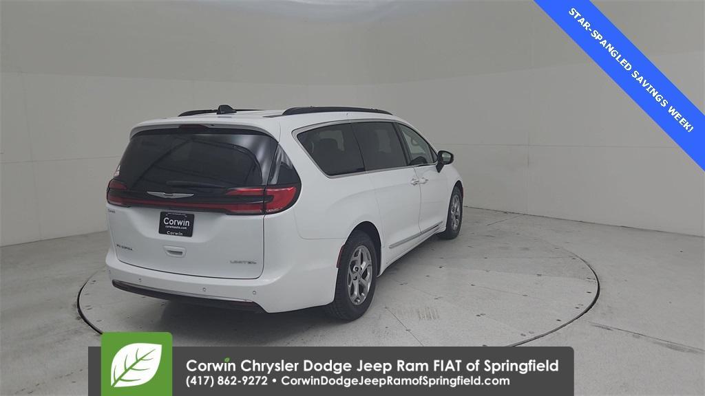 used 2023 Chrysler Pacifica car, priced at $27,434