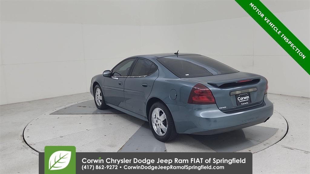 used 2007 Pontiac Grand Prix car, priced at $5,500