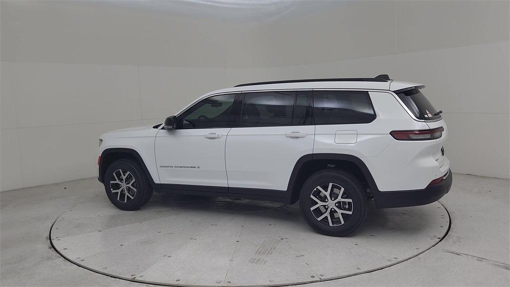 new 2025 Jeep Grand Cherokee L car, priced at $44,538