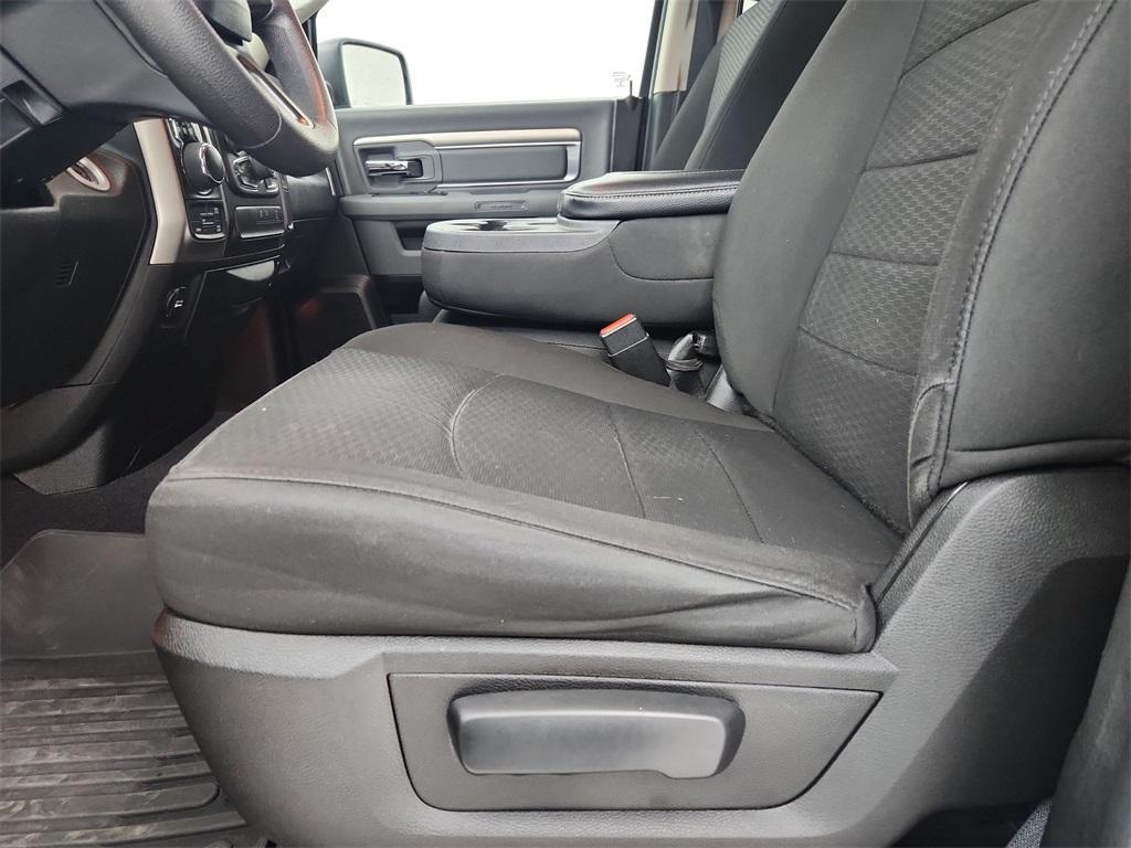 used 2019 Ram 1500 Classic car, priced at $30,775