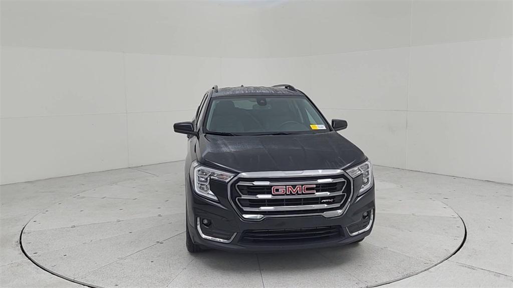 used 2023 GMC Terrain car, priced at $25,887