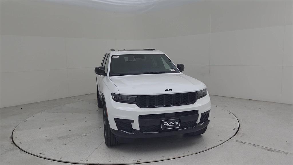 new 2025 Jeep Grand Cherokee L car, priced at $44,824
