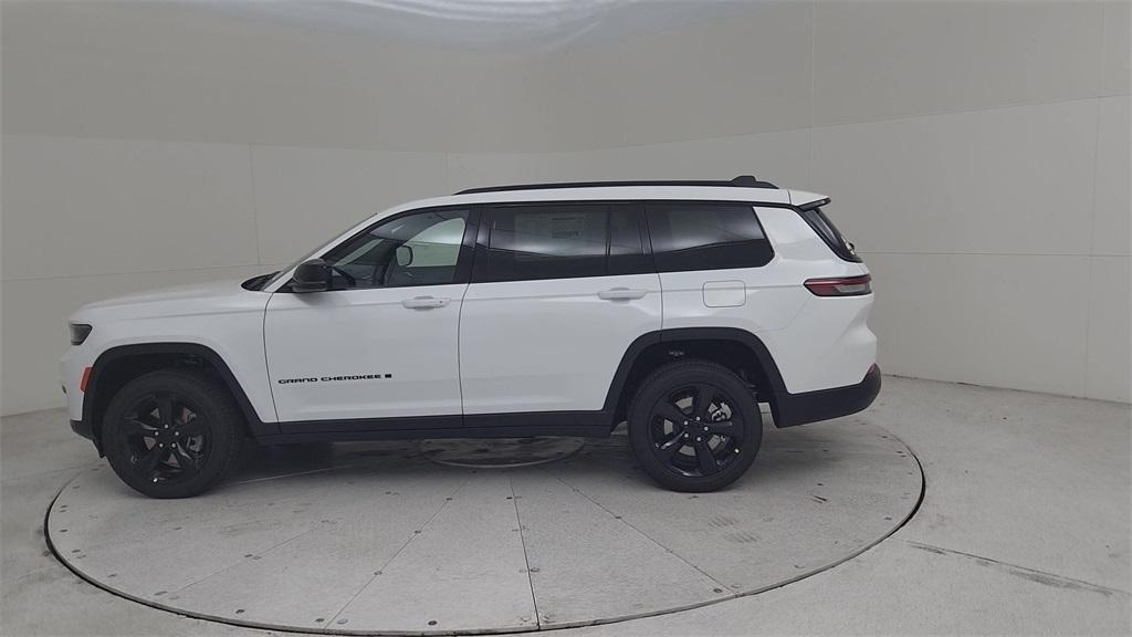 new 2025 Jeep Grand Cherokee L car, priced at $44,824