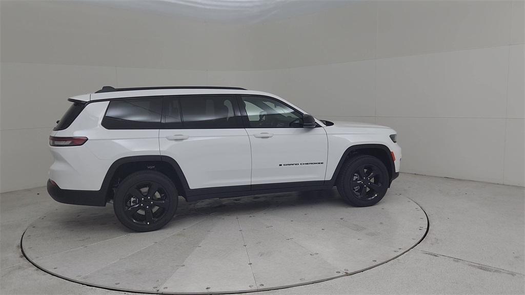 new 2025 Jeep Grand Cherokee L car, priced at $44,824