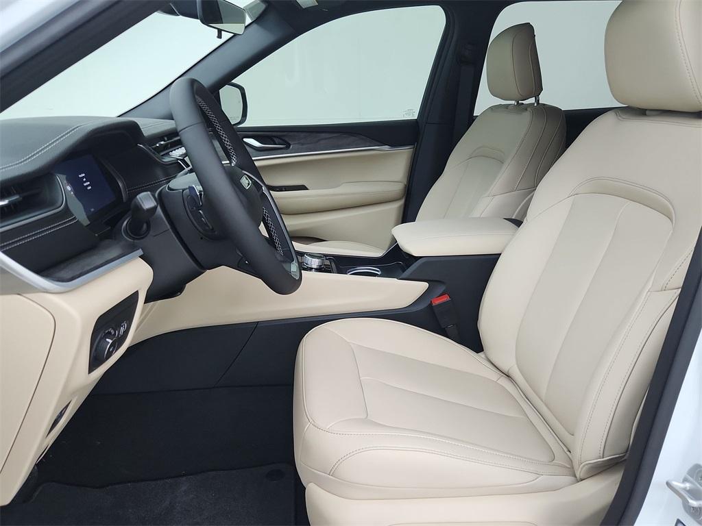 new 2025 Jeep Grand Cherokee L car, priced at $47,810