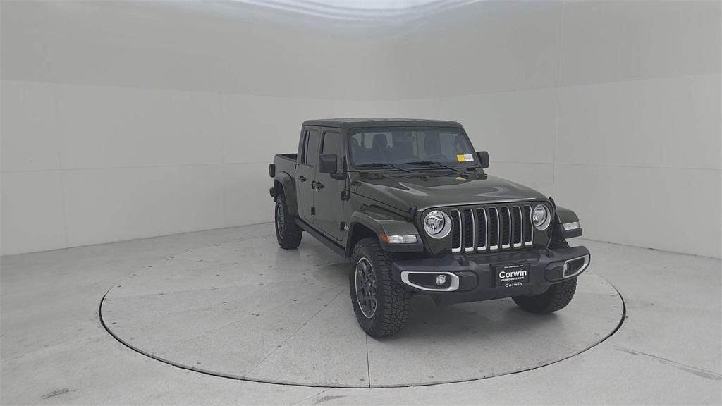 used 2022 Jeep Gladiator car, priced at $32,000