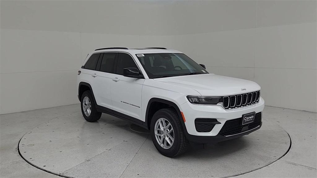 new 2024 Jeep Grand Cherokee car, priced at $37,605