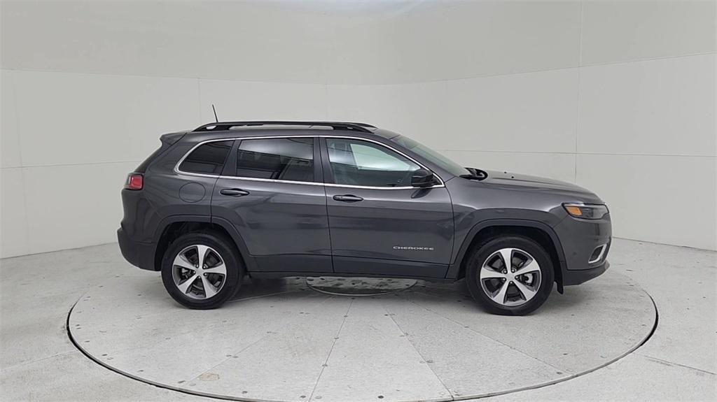 used 2022 Jeep Cherokee car, priced at $25,821