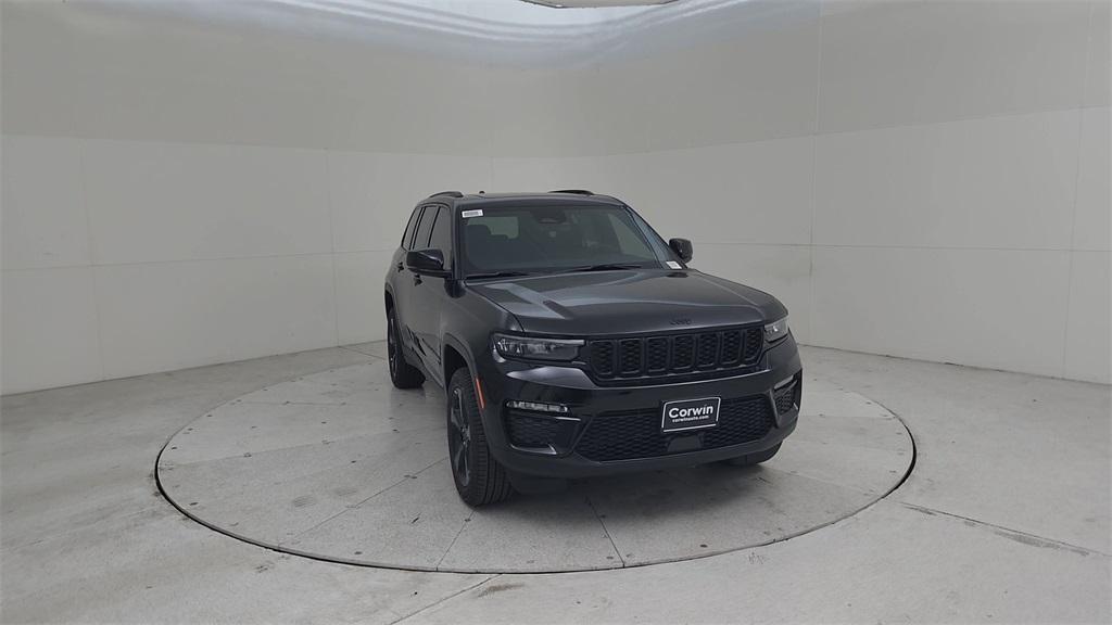 new 2025 Jeep Grand Cherokee car, priced at $47,039