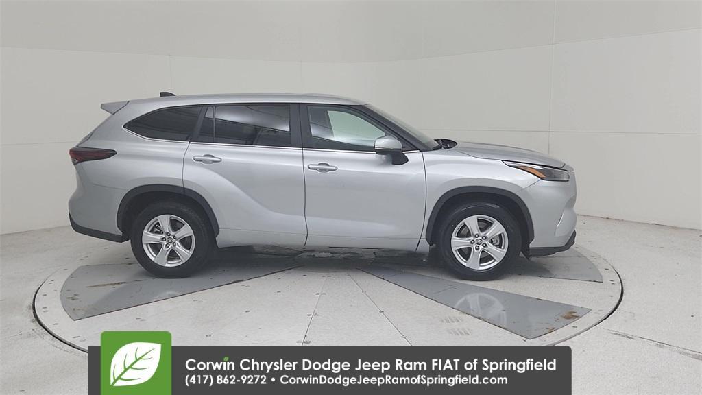 used 2024 Toyota Highlander car, priced at $33,000