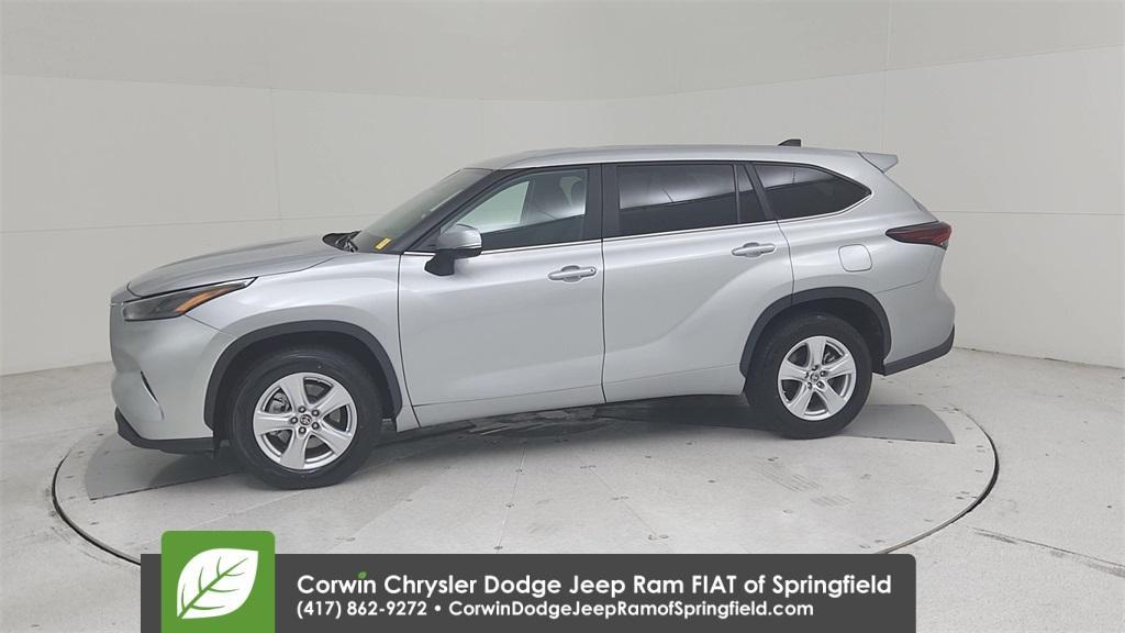 used 2024 Toyota Highlander car, priced at $33,000