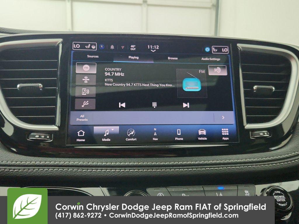 used 2025 Chrysler Pacifica car, priced at $37,411