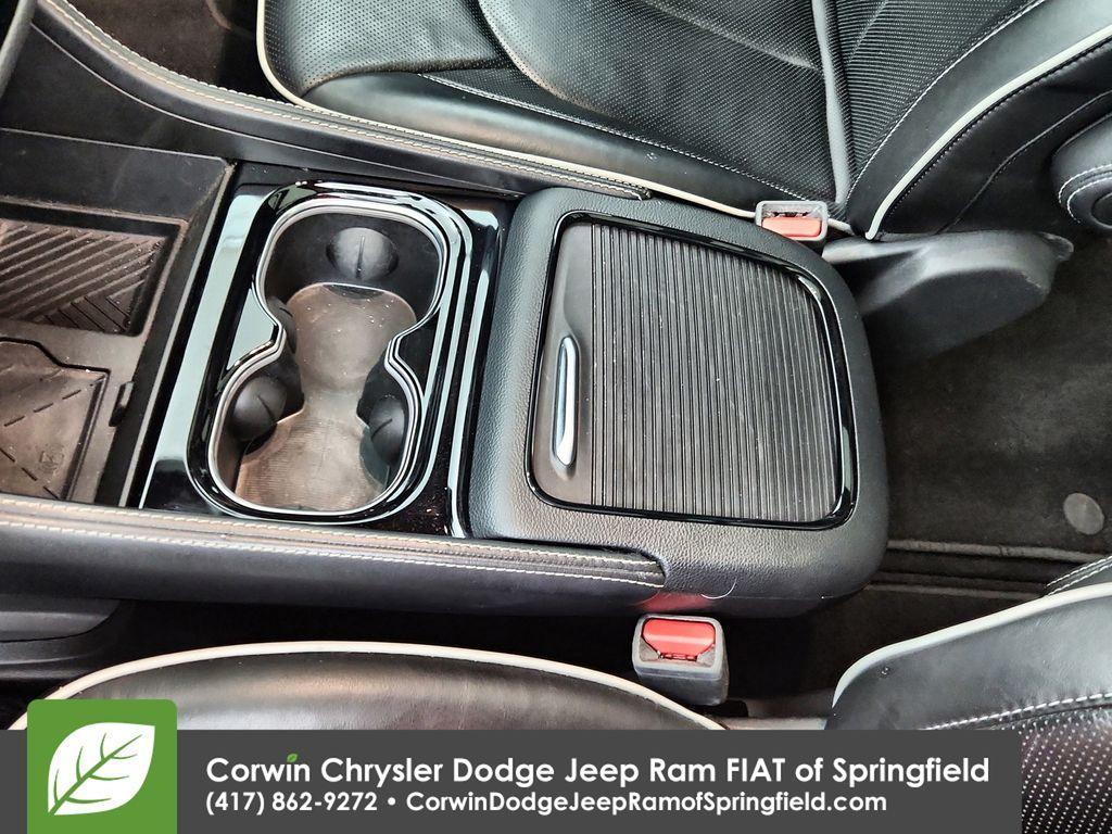 used 2025 Chrysler Pacifica car, priced at $37,411