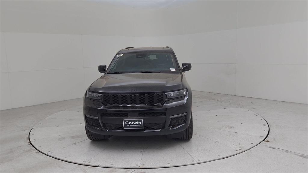 new 2025 Jeep Grand Cherokee L car