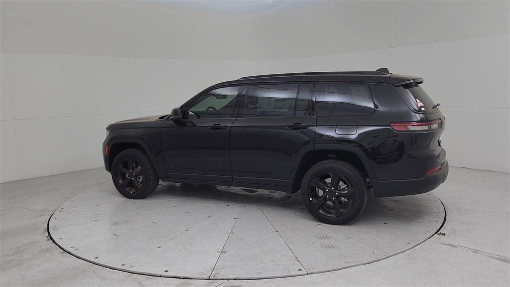 new 2025 Jeep Grand Cherokee L car