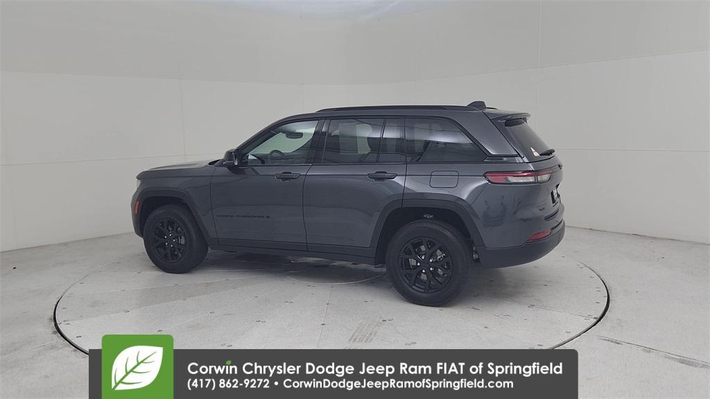 used 2024 Jeep Grand Cherokee car, priced at $40,464
