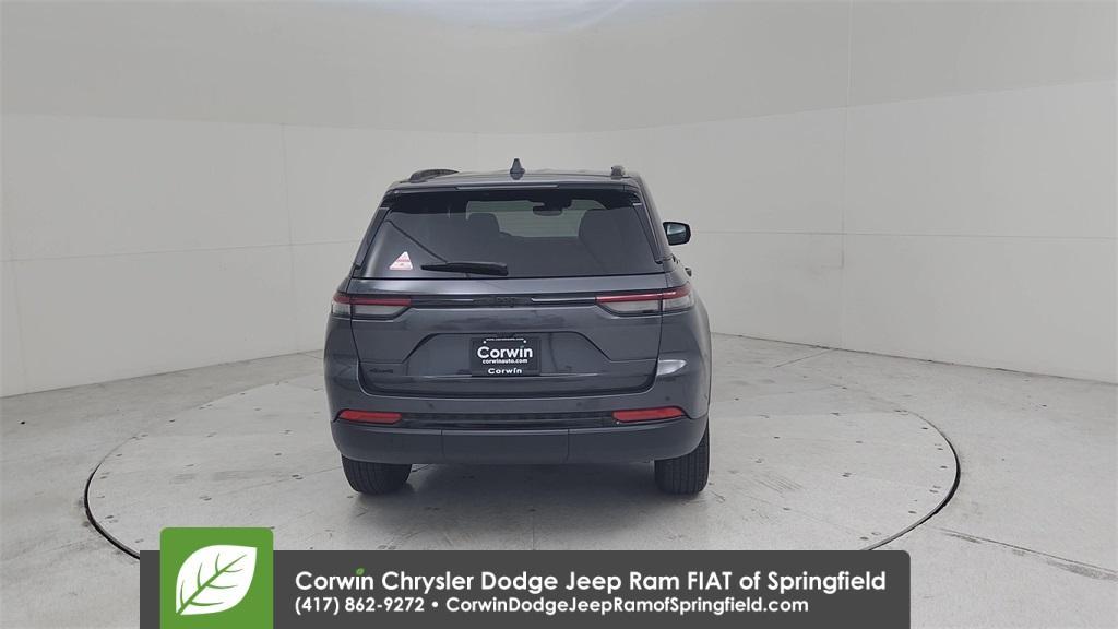 used 2024 Jeep Grand Cherokee car, priced at $40,464