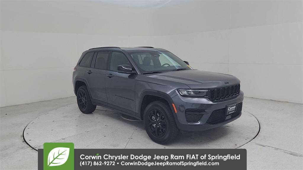 used 2024 Jeep Grand Cherokee car, priced at $40,464
