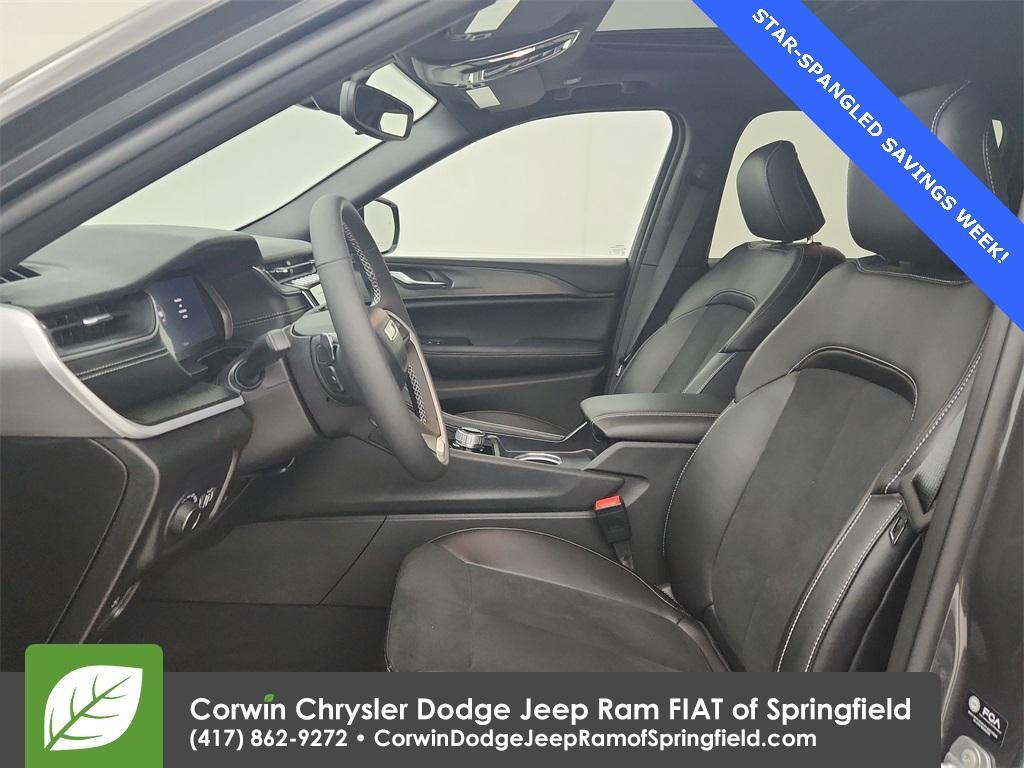 used 2024 Jeep Grand Cherokee car, priced at $38,889