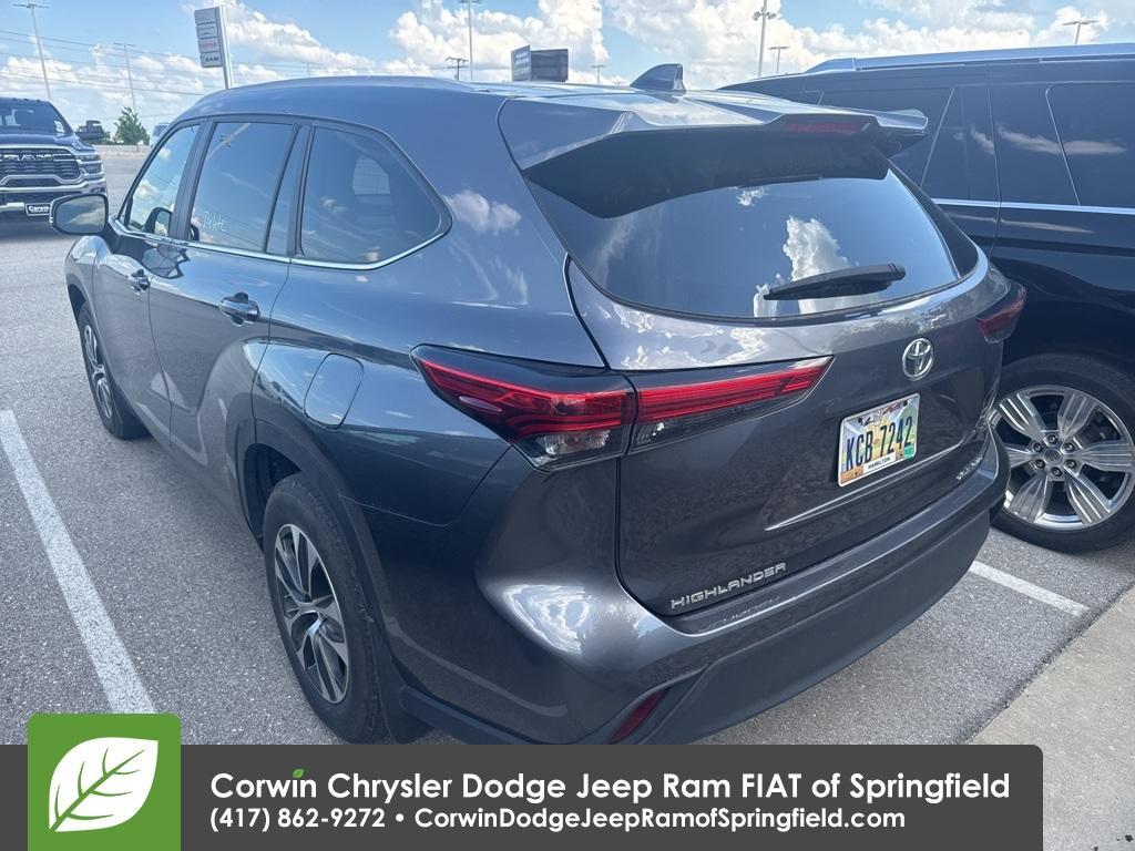 used 2023 Toyota Highlander car, priced at $38,860