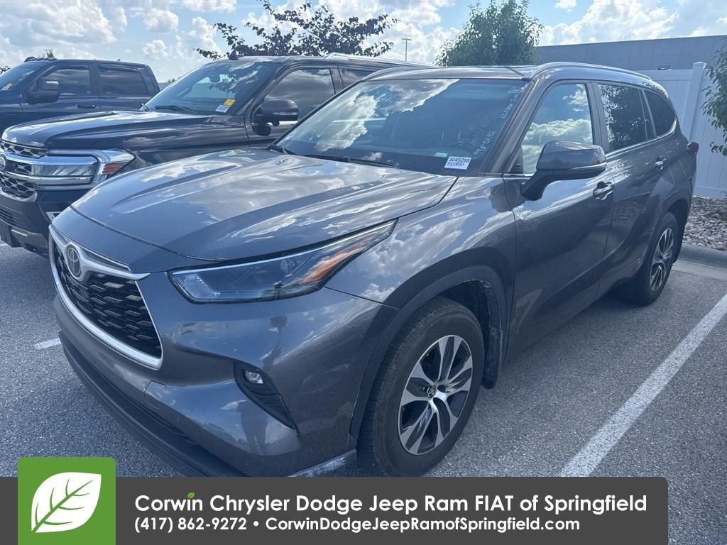 used 2023 Toyota Highlander car, priced at $38,860