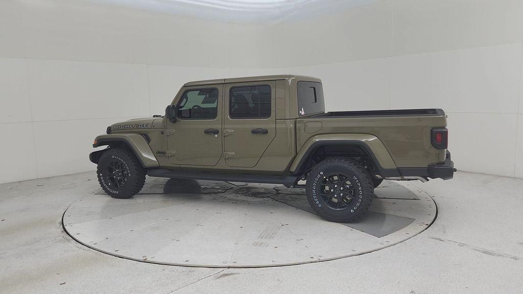 new 2025 Jeep Gladiator car, priced at $46,198
