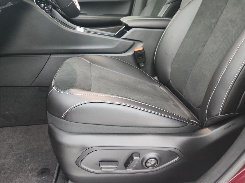new 2025 Jeep Grand Cherokee L car, priced at $44,080