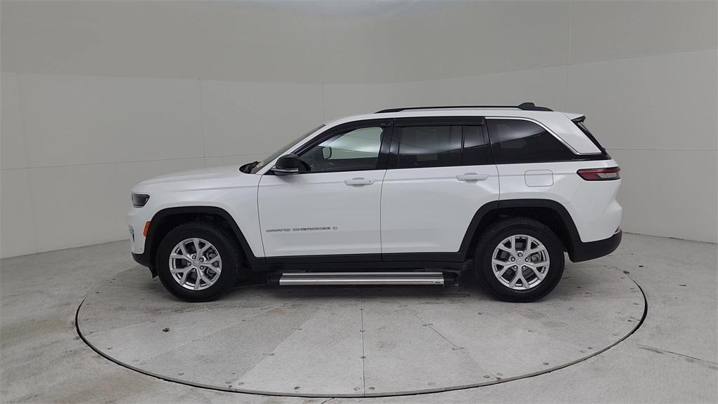 used 2023 Jeep Grand Cherokee car, priced at $33,000