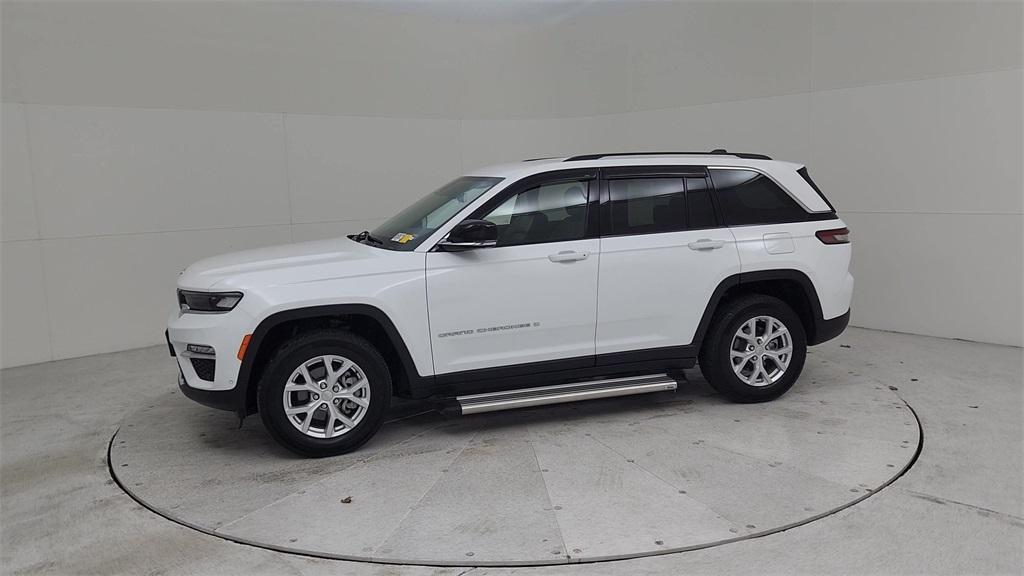 used 2023 Jeep Grand Cherokee car, priced at $33,000